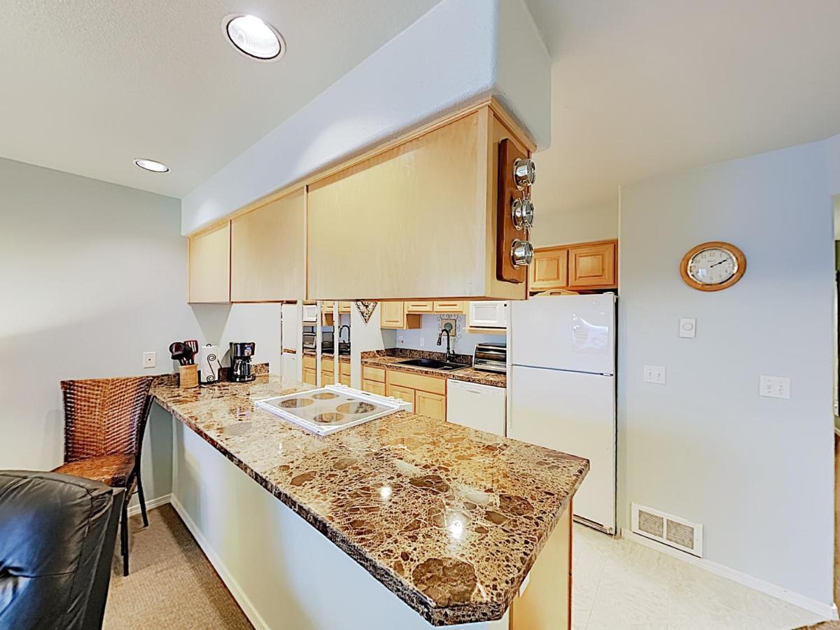 مدينة لينكولن New Listing! Bay-View Beauty With Private Balcony Condo المظهر الخارجي الصورة
